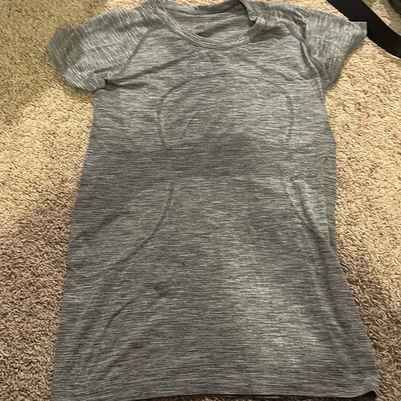 lululemon grey swiftly tech tee - Picture 1 of 2